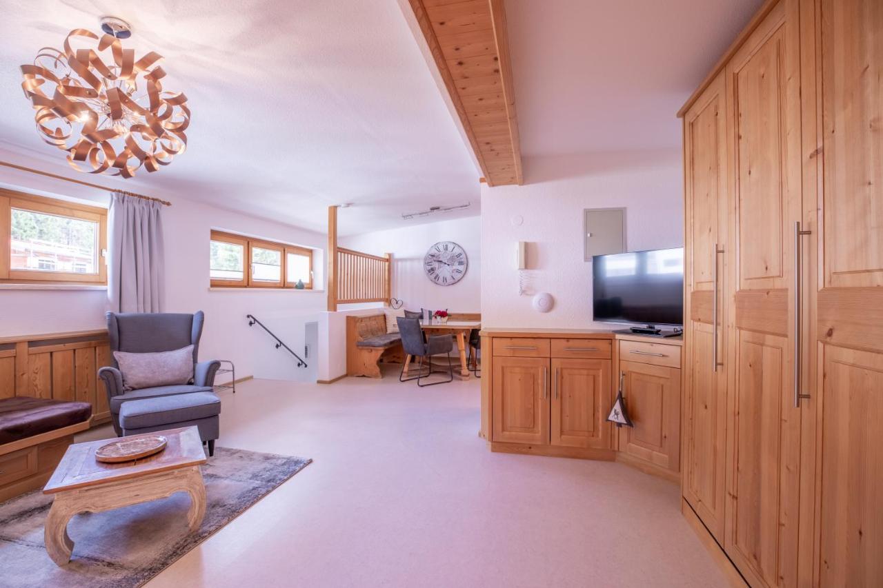 Apartamento Haus Praxmarer Sankt Anton am Arlberg Exterior foto